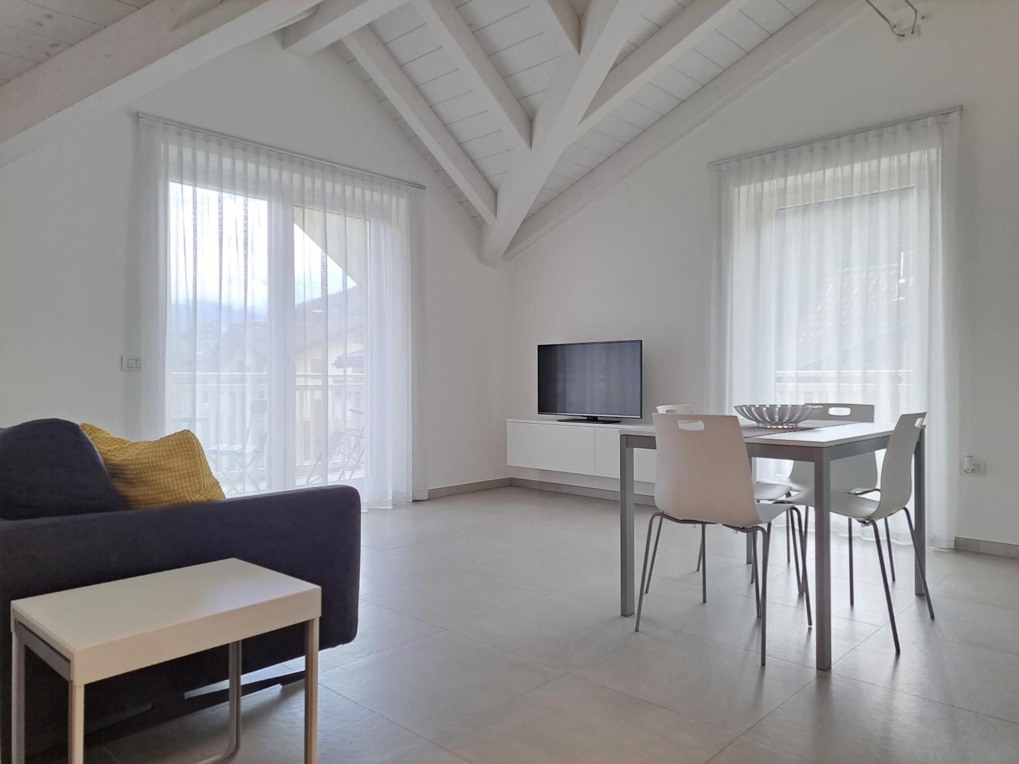 La Mansarda Di Rossella Apartment Pieve Di Ledro Ngoại thất bức ảnh